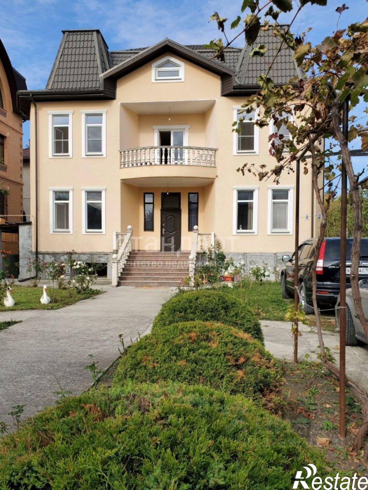 Купить ОСЗ, отдельно стоящее здание за 35 980 200 рублей на ул Московская, 18