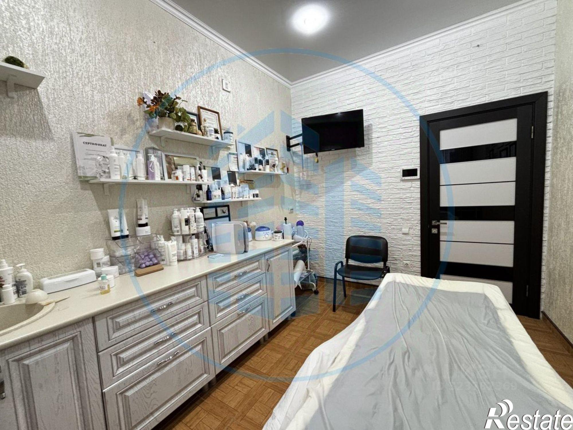 Купить помещение свободного назначения за 2 979 370 рублей на Кисловодская улица, 116А