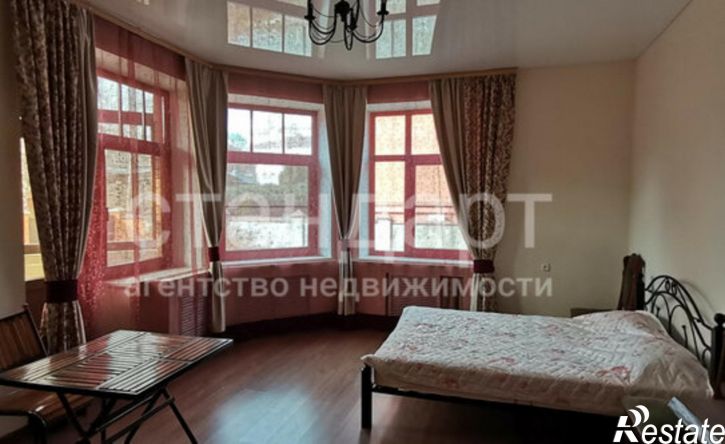 4-комн квартира Майская улица, 10,  д. 10