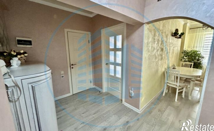 2-комн квартира Никольская улица, 15А,  д. 15А