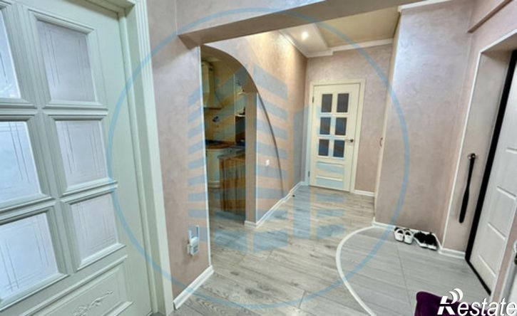 2-комн квартира Никольская улица, 15А,  д. 15А