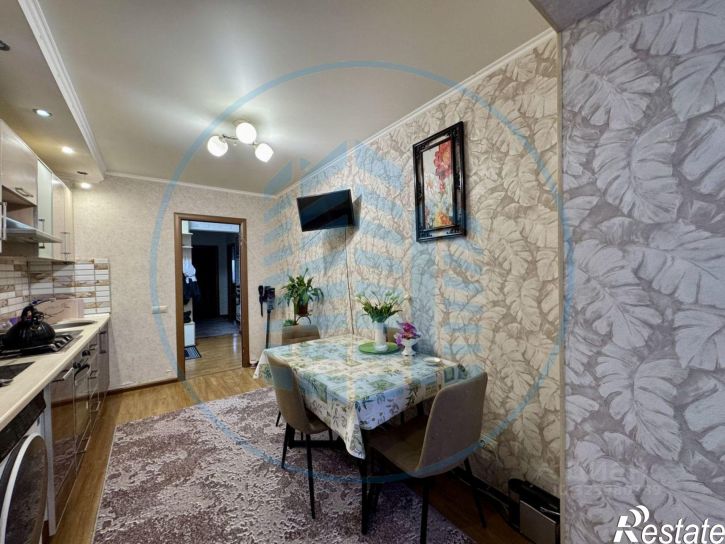 3-комн квартира улица Балахонова, 27А,  д. 27А