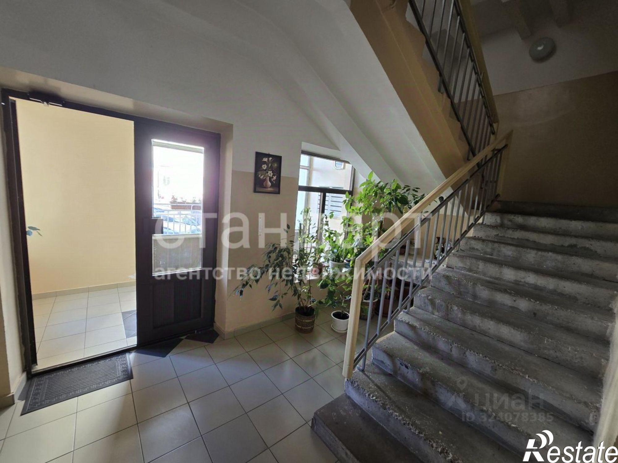 Купить квартиру за 14 800 000 рублей на Новопятигорская улица, 12