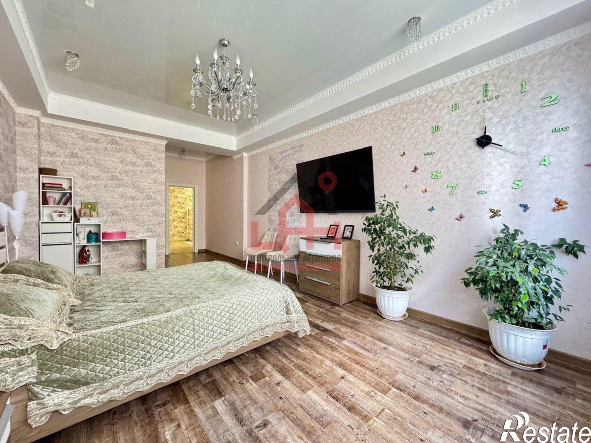 Купить квартиру за 12 300 000 рублей на ул Октябрьская, 337/3