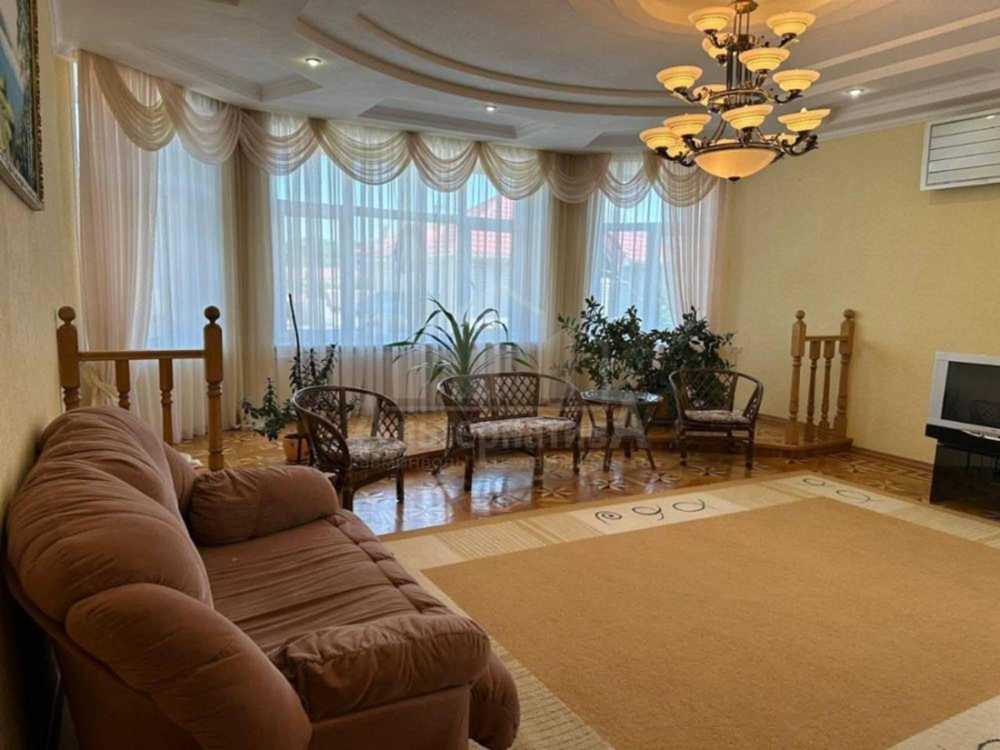 Купить квартиру за 17 900 000 рублей на Маяковского ул.