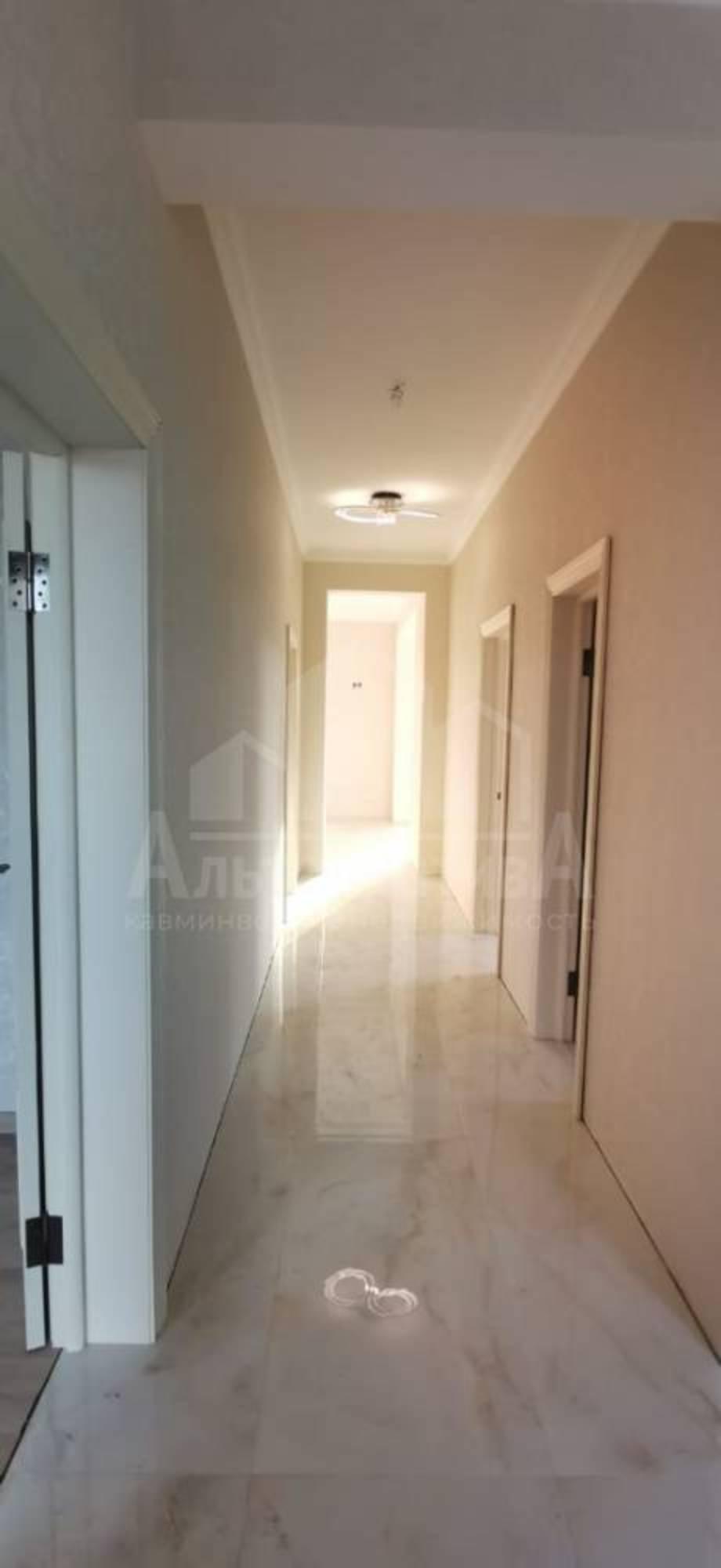 Купить дачу, дом, коттедж за 10 300 000 рублей на Строителей ул.