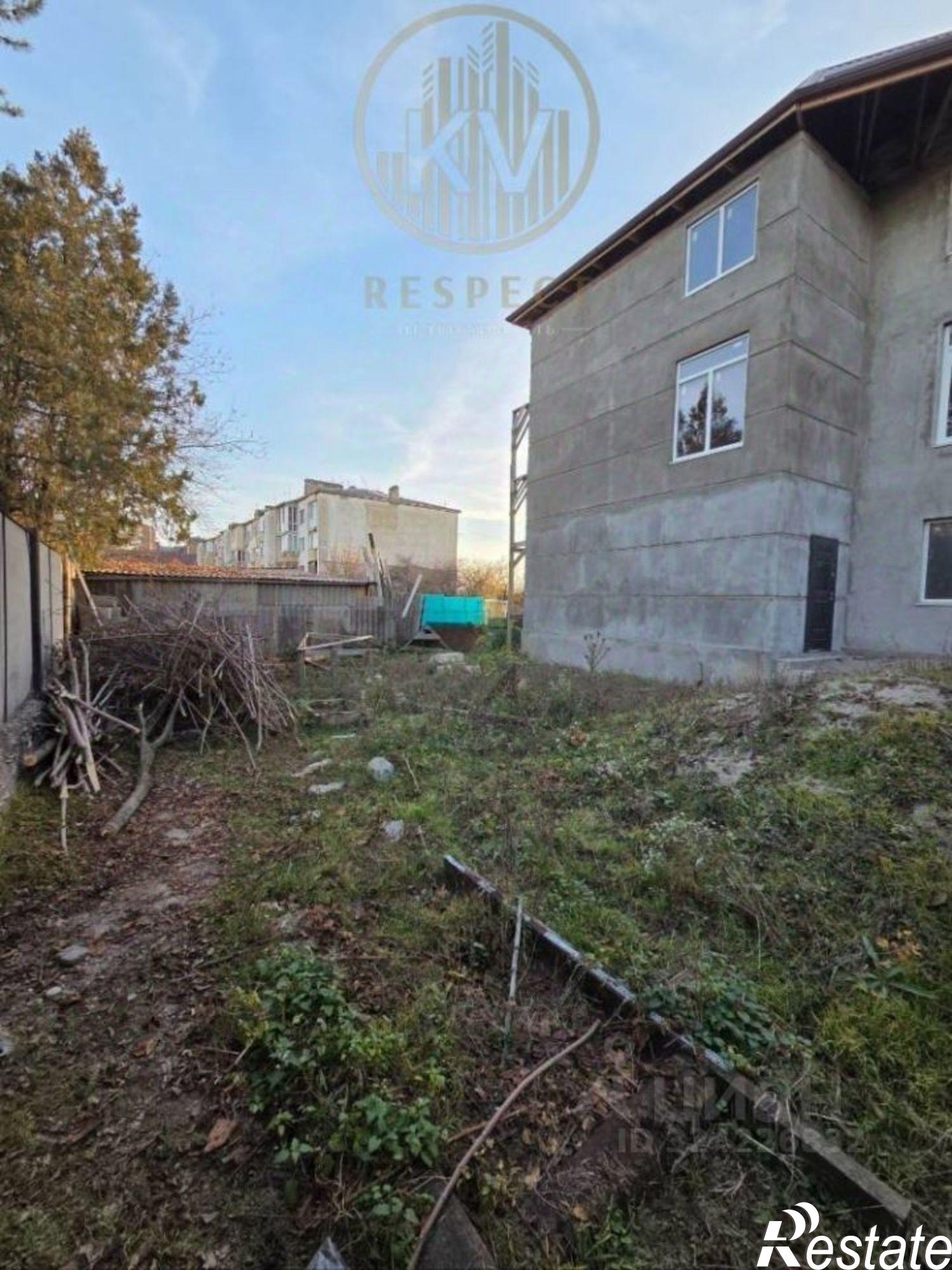 Купить торговое помещение за 15 500 100 рублей на ул 60 лет Октября, 20