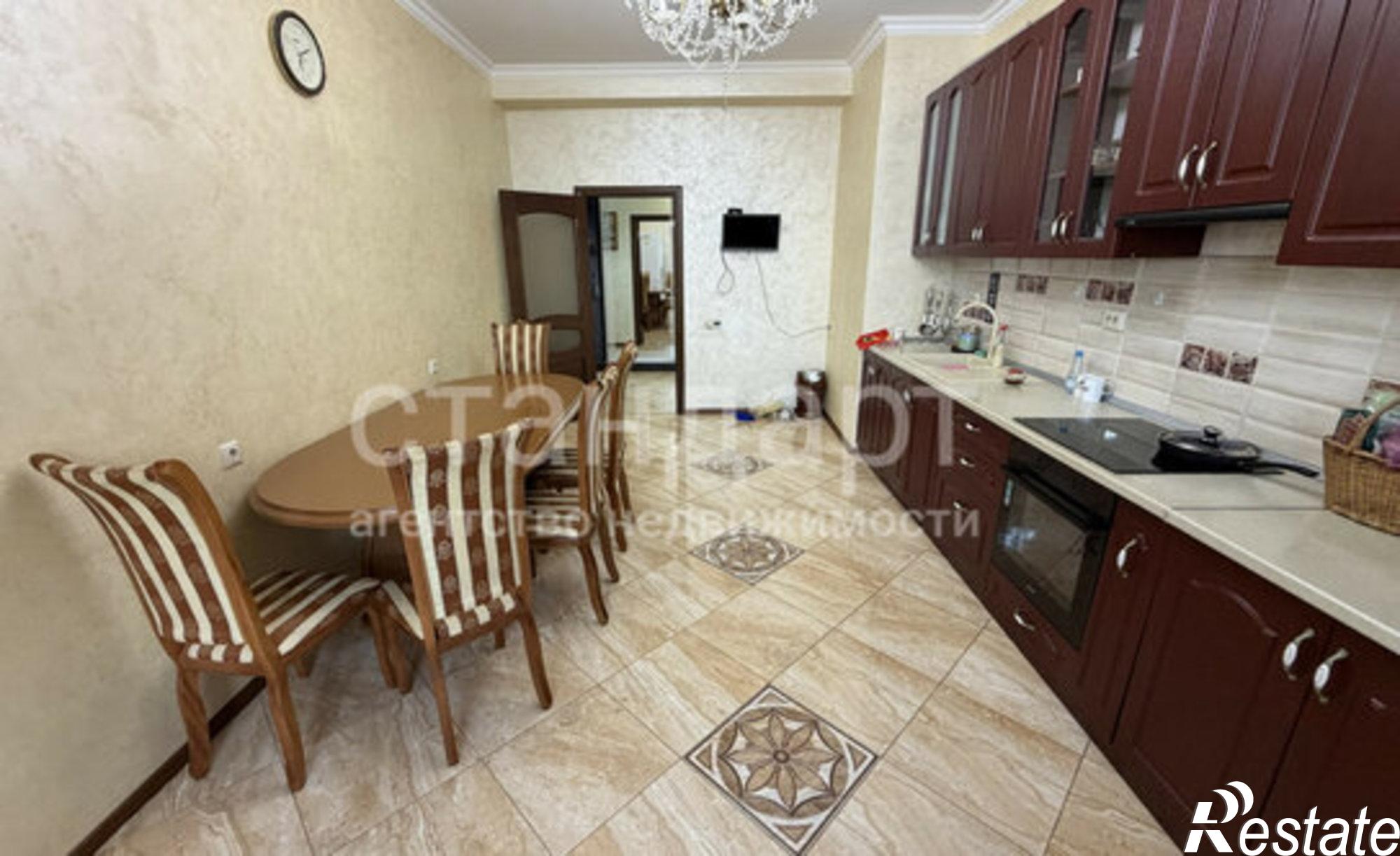 Купить квартиру за 11 500 000 рублей на Новопятигорская улица, 1/1