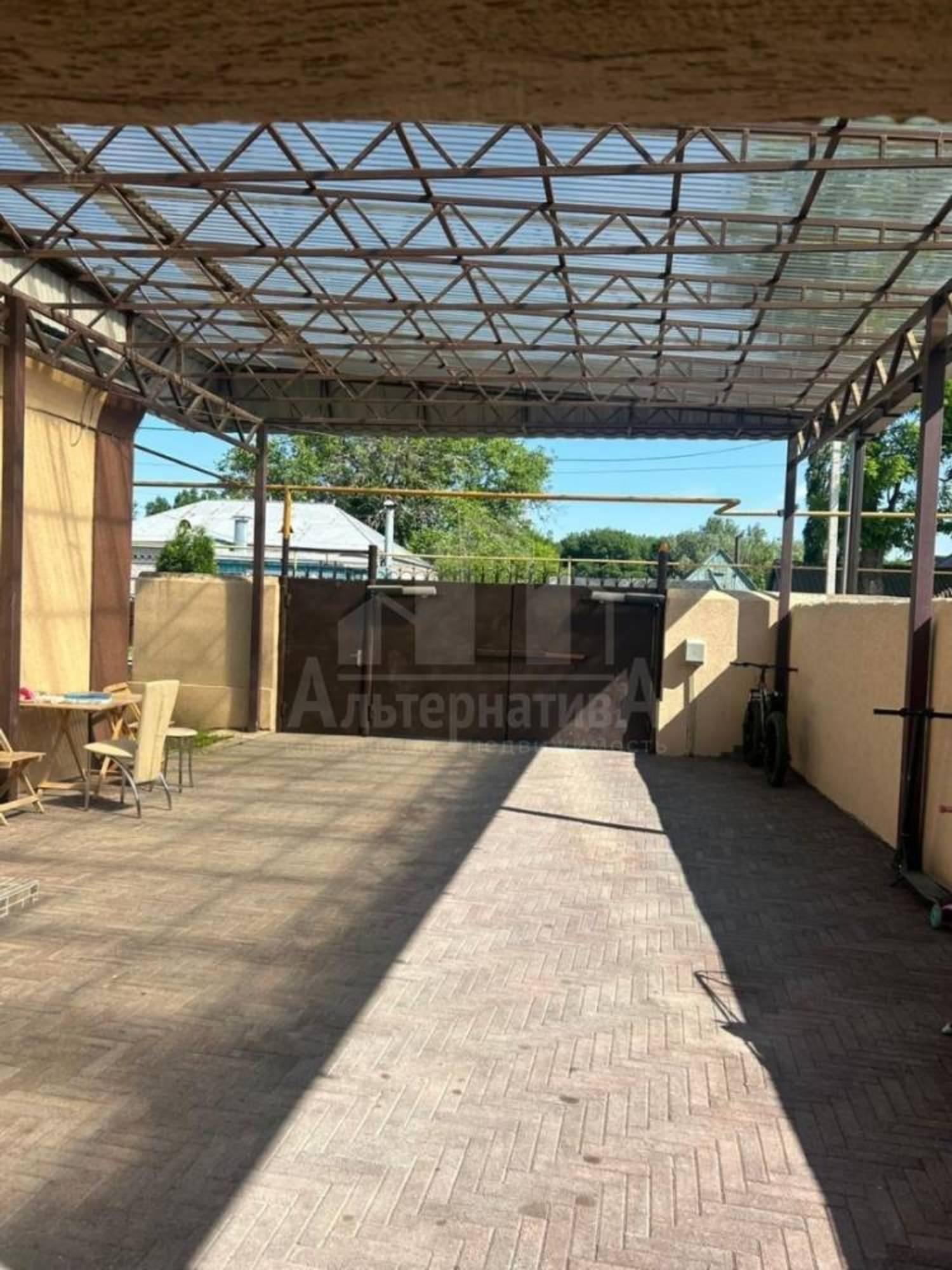 Купить дачу, дом, коттедж за 6 900 000 рублей на Гоголя ул.