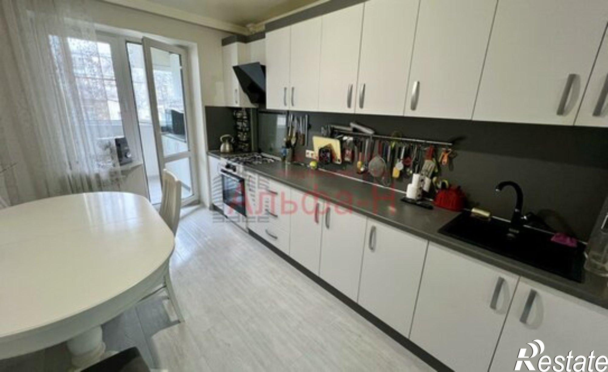 Купить квартиру за 7 800 000 рублей на Нагорная улица, 25