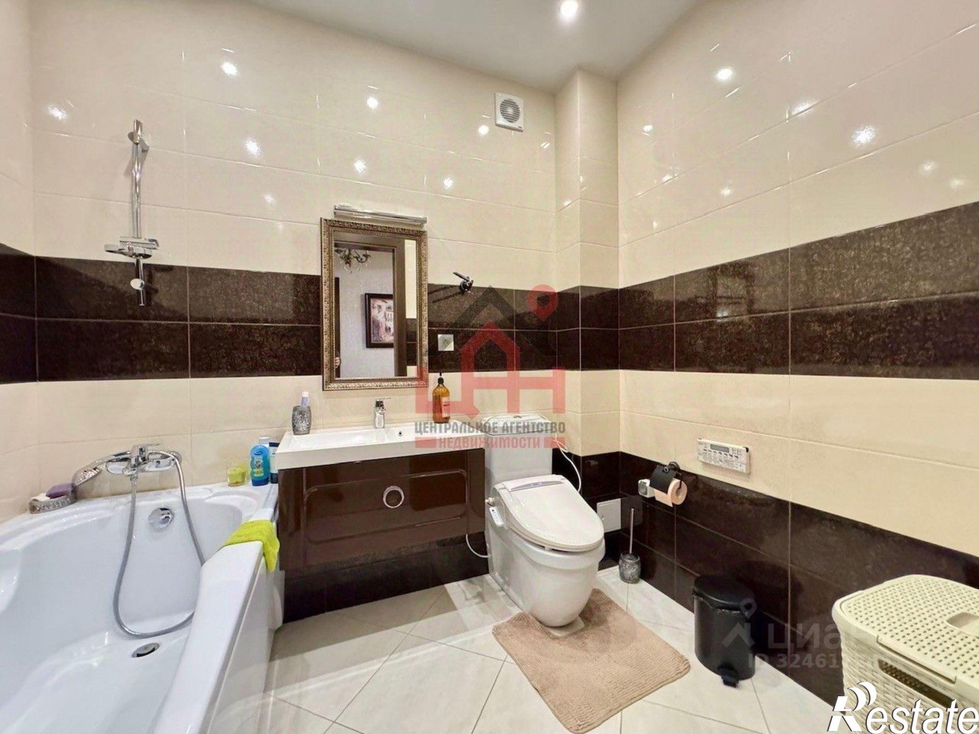 Купить квартиру за 21 900 000 рублей на Малосадовая улица, 20/1