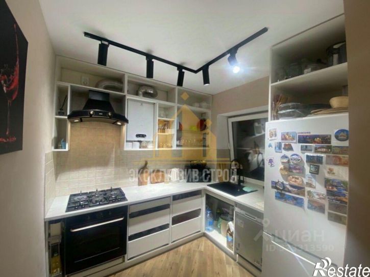 3-комн квартира ул Пятигорская, 136,  д. 136