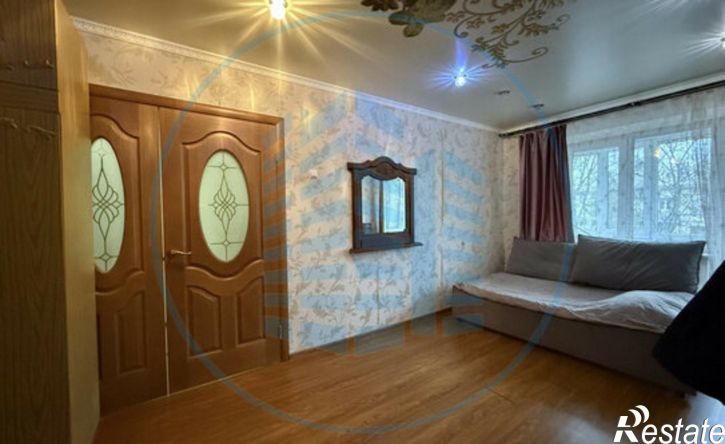 2-комн квартира улица Долина Роз, 10,  д. 10