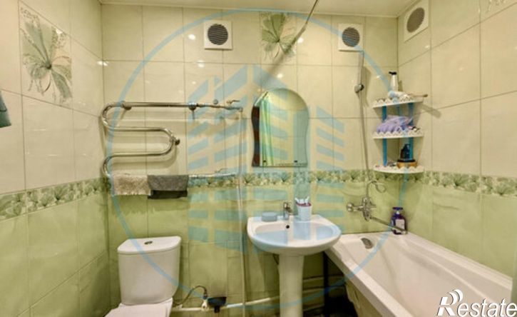 2-комн квартира улица Долина Роз, 10,  д. 10