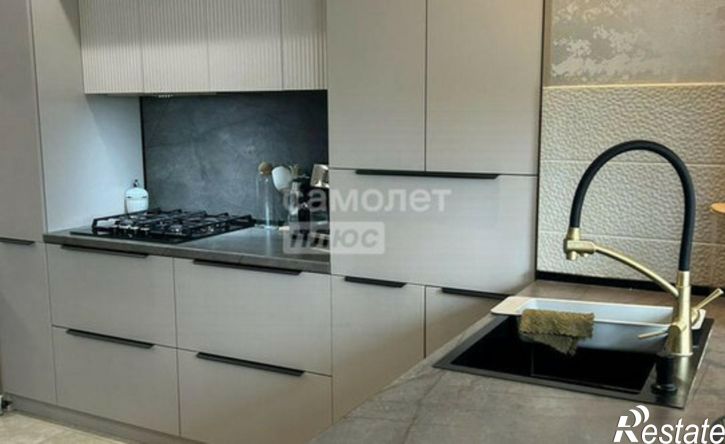 3-комн квартира Октябрьская улица, 458,  д. 458