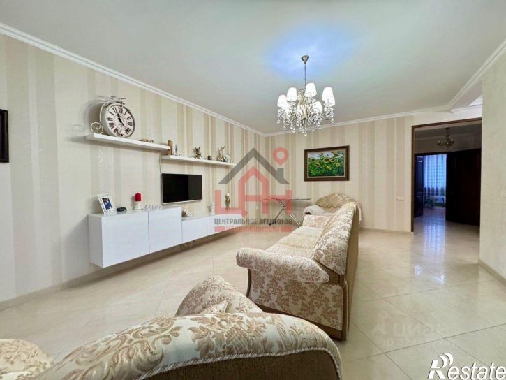 3-комн квартира Малосадовая улица, 20/1,  д. 20/1