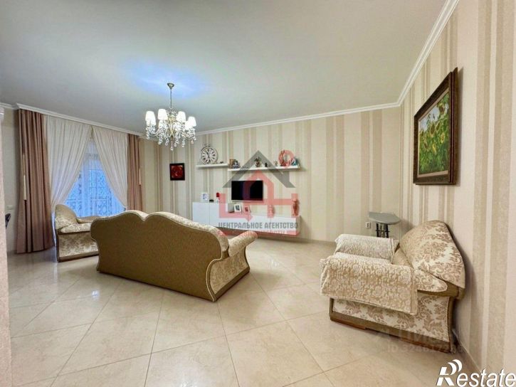 3-комн квартира Малосадовая улица, 20/1,  д. 20/1