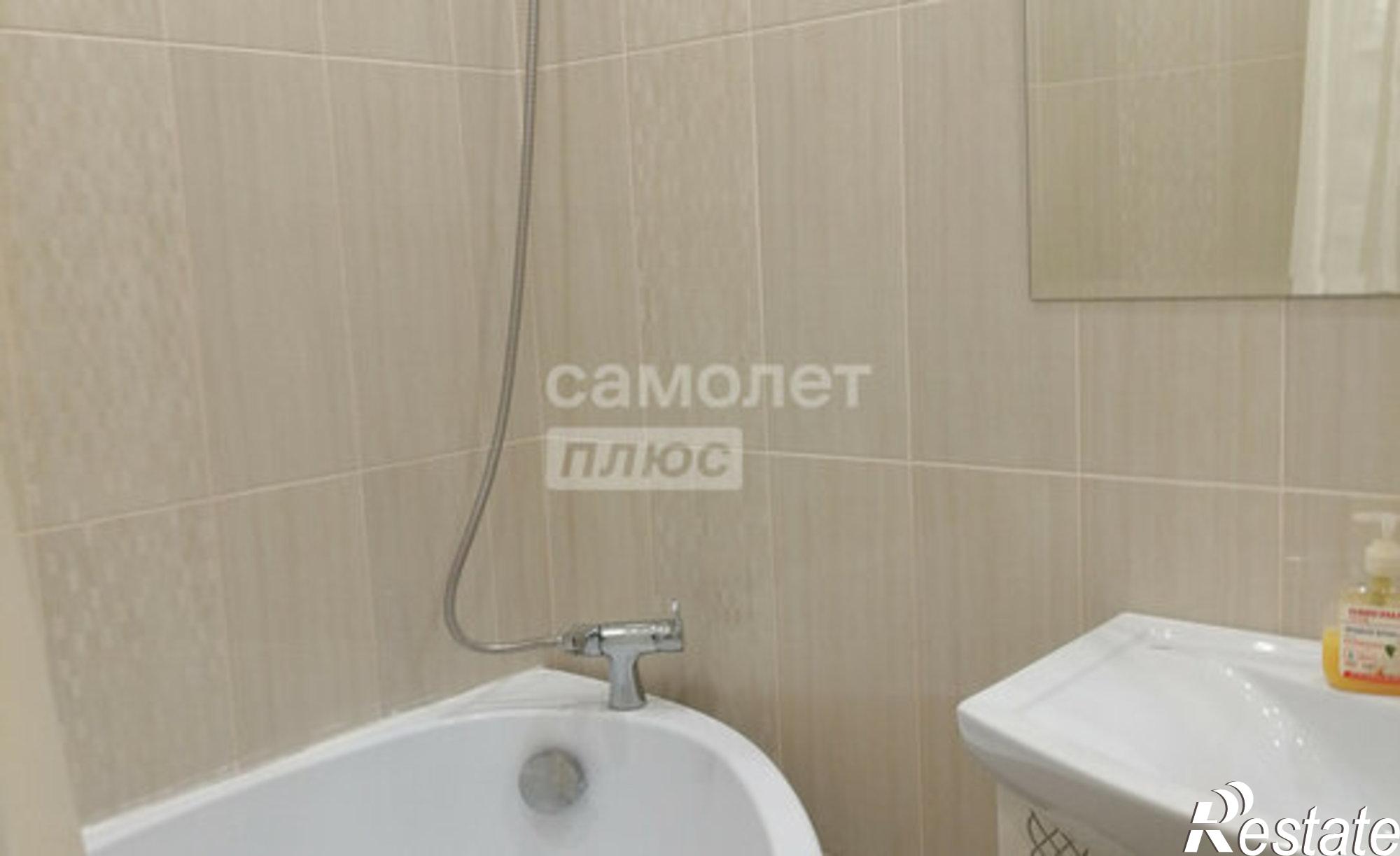 Купить квартиру за 9 100 000 рублей на улица Олега Головченко, 4