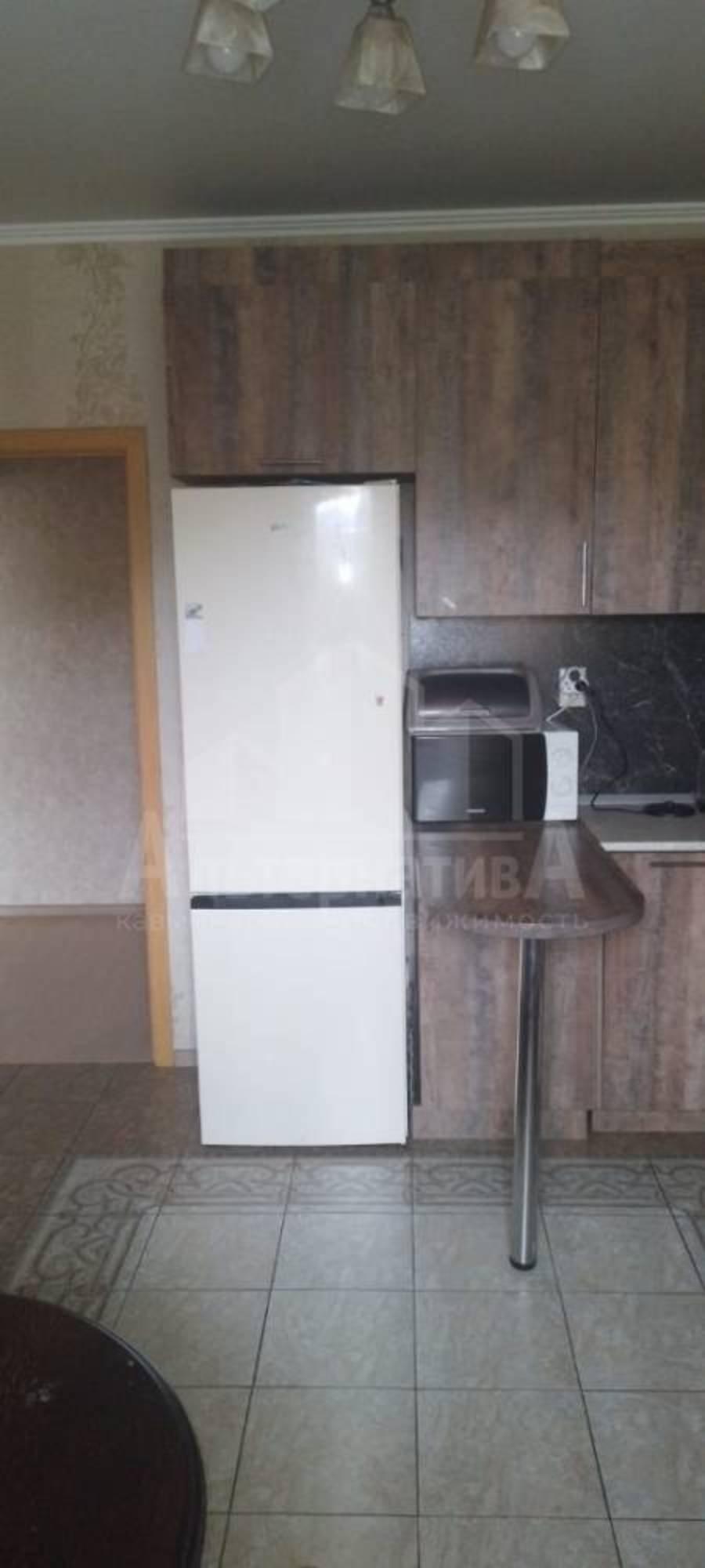 Купить квартиру за 10 777 000 рублей на Октябрьская ул.