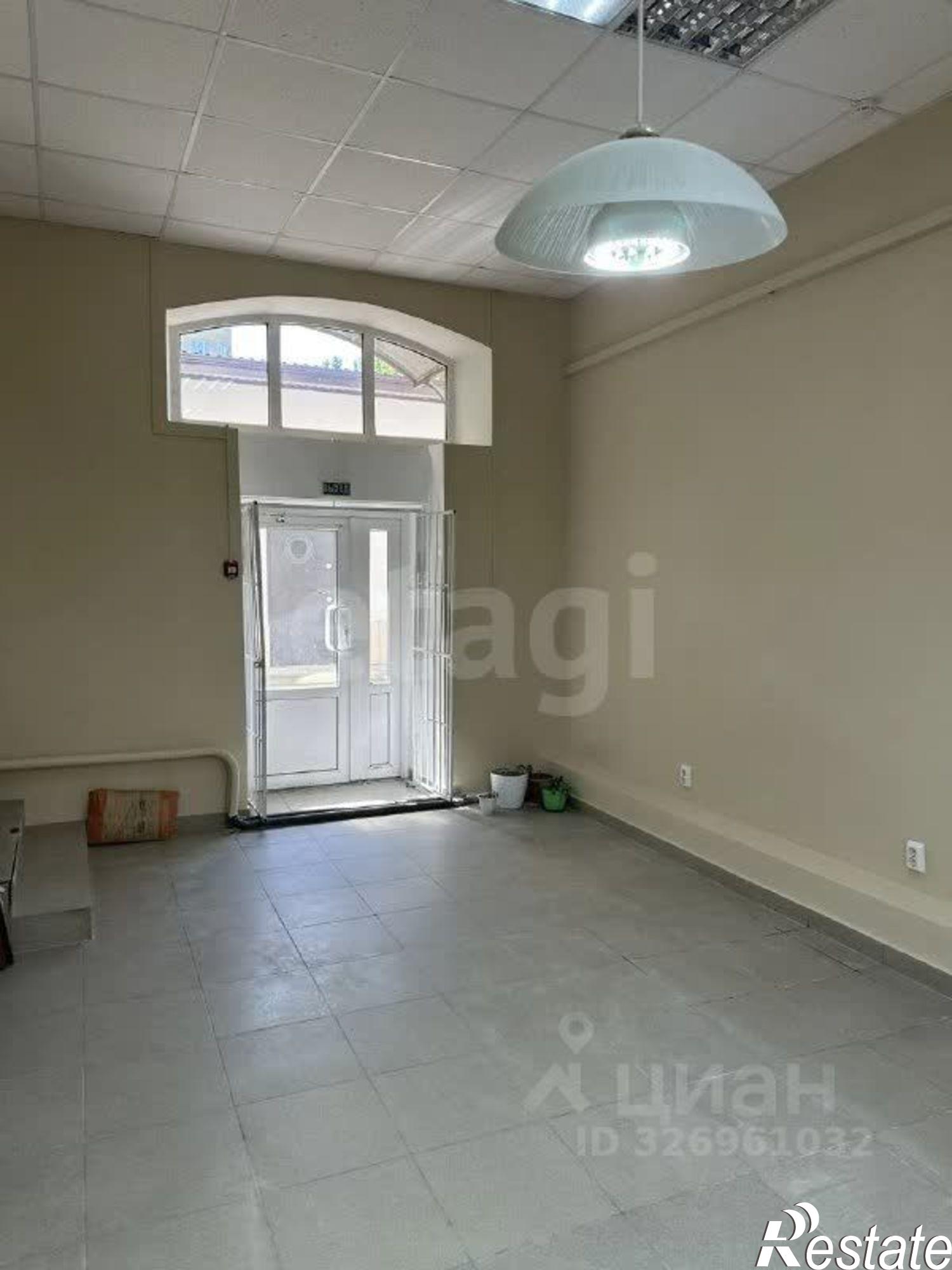 Купить торговое помещение за 25 989 200 рублей на переулок Менделеева, 7