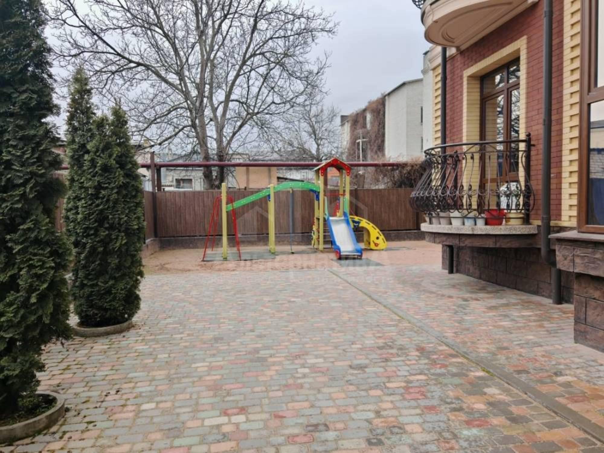 Купить квартиру за 10 750 000 рублей на Садовое кольцо ул.