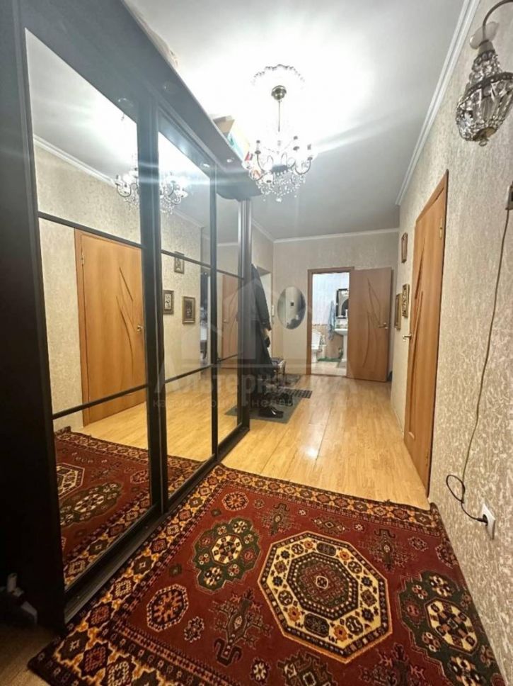 3-комн квартира Гагарина ул.