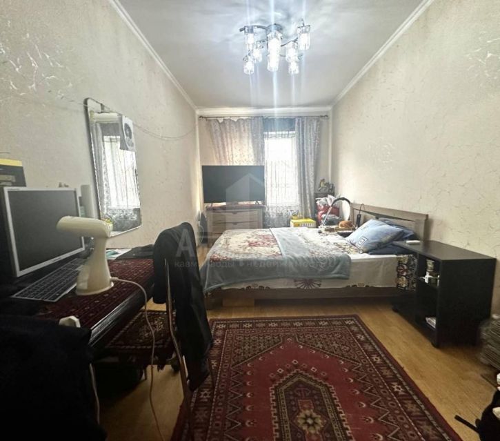 3-комн квартира Гагарина ул.