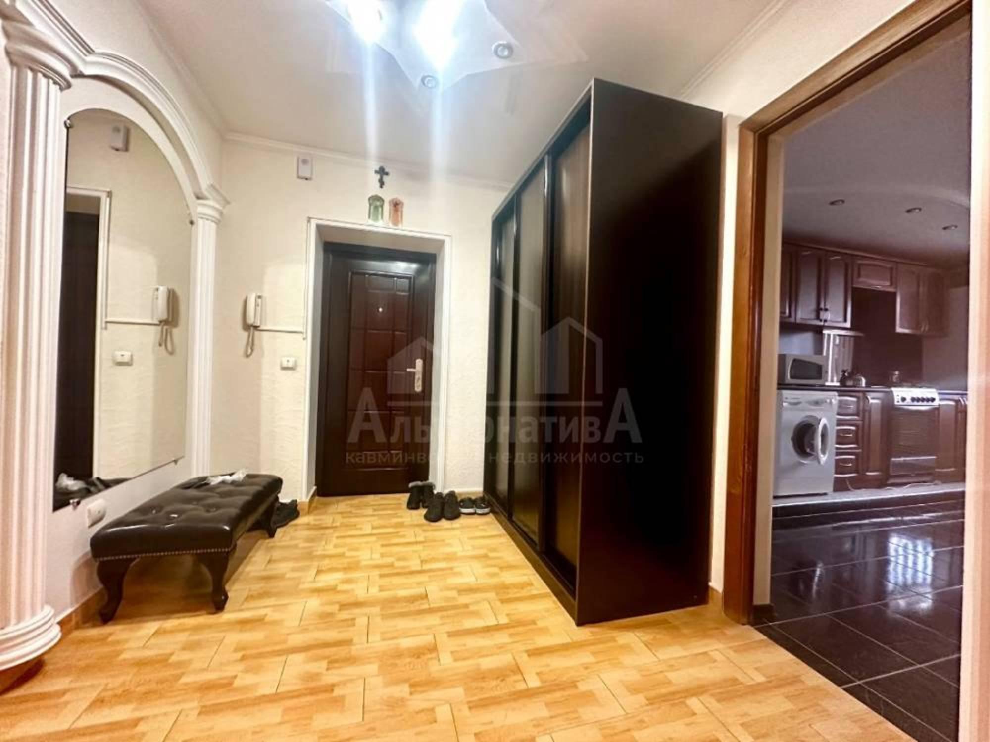 Купить квартиру за 6 700 000 рублей на Гагарина ул.