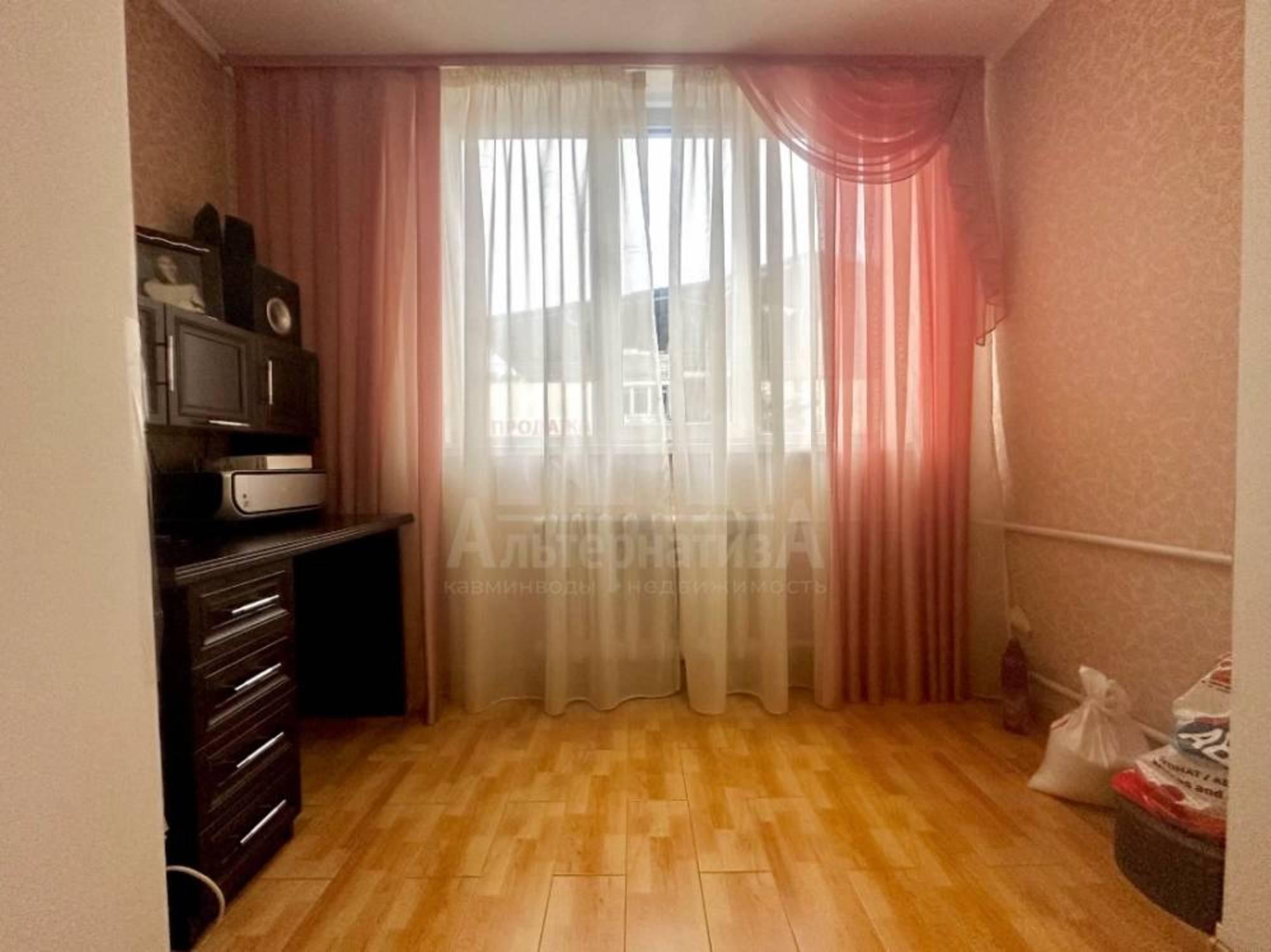 Купить квартиру за 6 700 000 рублей на Гагарина ул.