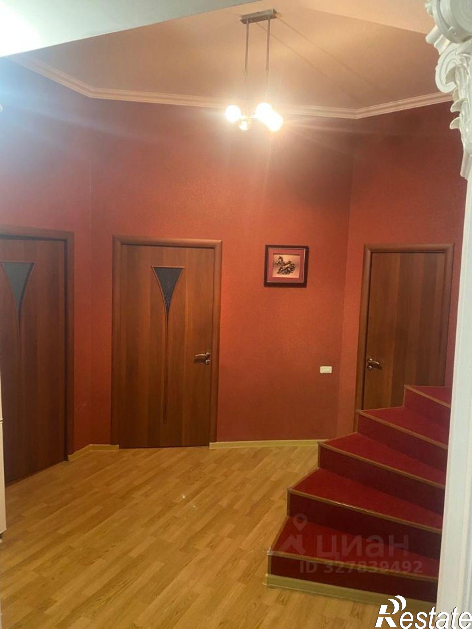 Купить дачу, дом, коттедж за 25 000 000 рублей на ул Теплая, 8