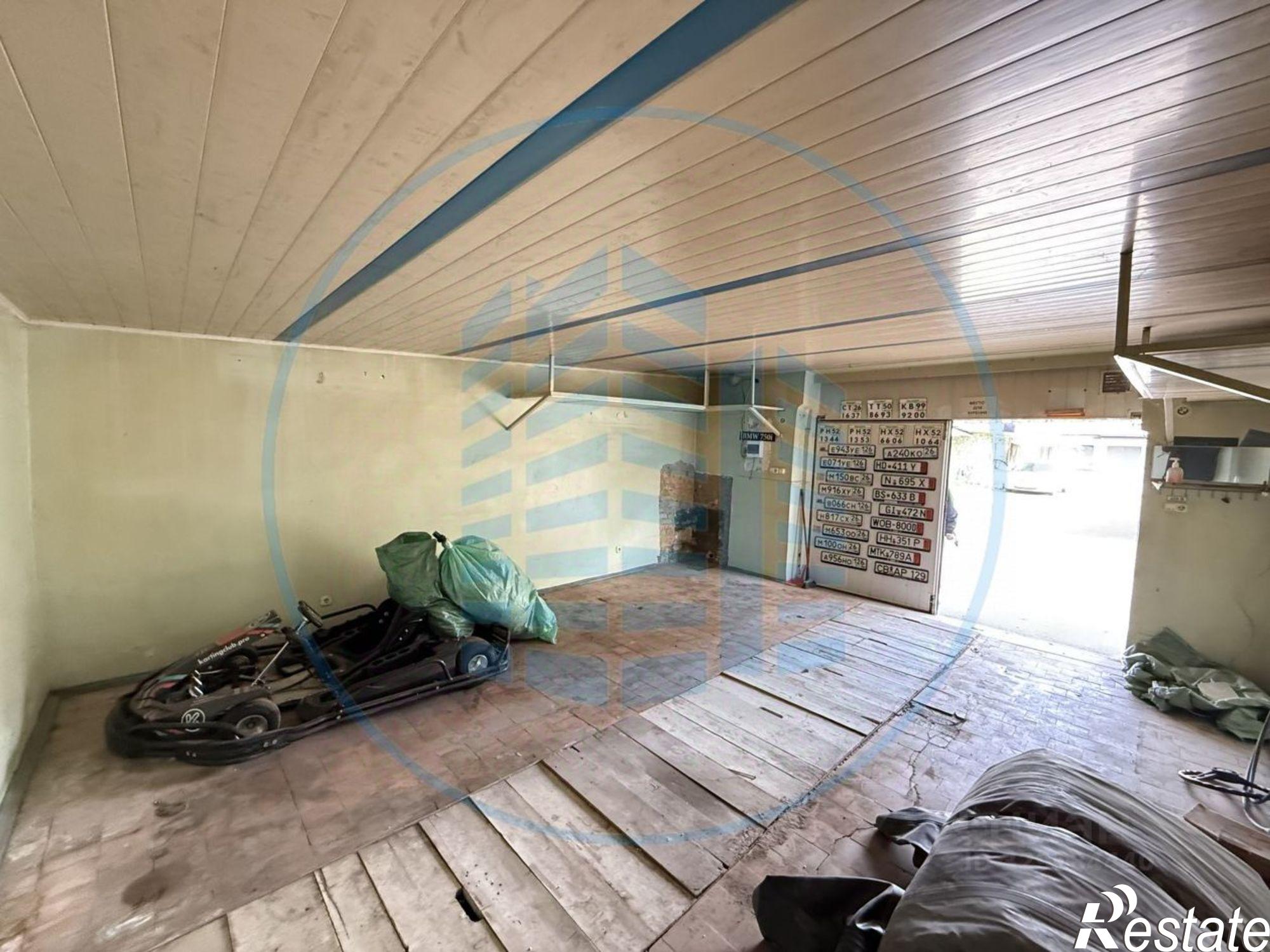 Купить гараж, место в паркинге за 1 494 890 рублей на Никольская улица