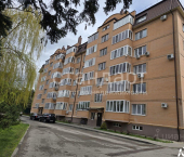 2-комн, 82кв м, этаж 4/6 улица Октябрьская Площадь, 27А