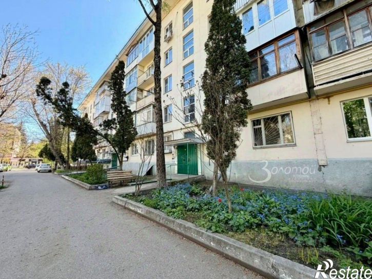 2-комн квартира Октябрьская улица, 411,  д. 411