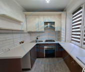 3-комн, 47кв м, этаж 1/5 улица Долина Роз, 23
