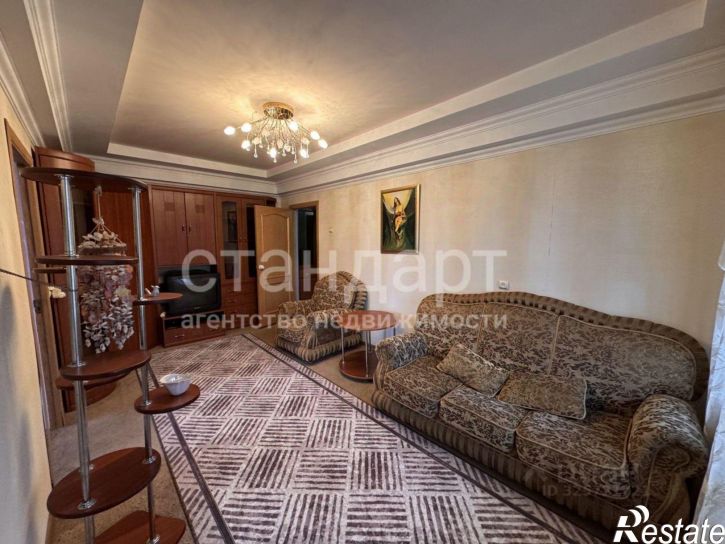 3-комн квартира улица Долина Роз, 10А,  д. 10А