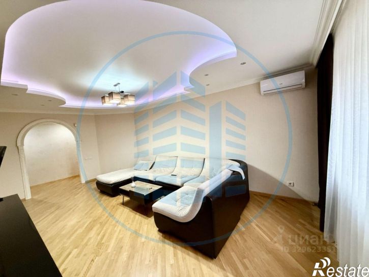 3-комн квартира улица Орджоникидзе, 84 к2,  д. 84 к2