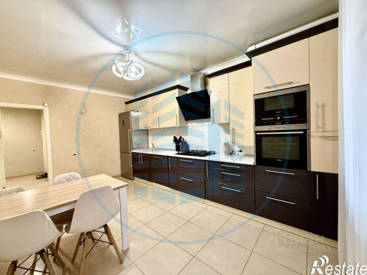 3-комн квартира улица Орджоникидзе, 84 к2,  д. 84 к2