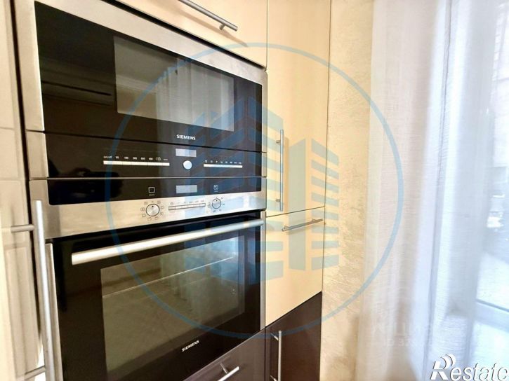 3-комн квартира улица Орджоникидзе, 84 к2,  д. 84 к2