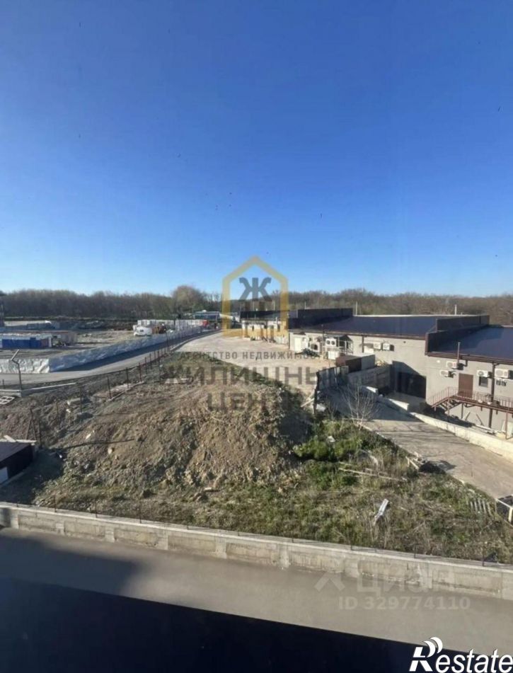 2-комн квартира улица Кленовая Роща, 2,  д. 2
