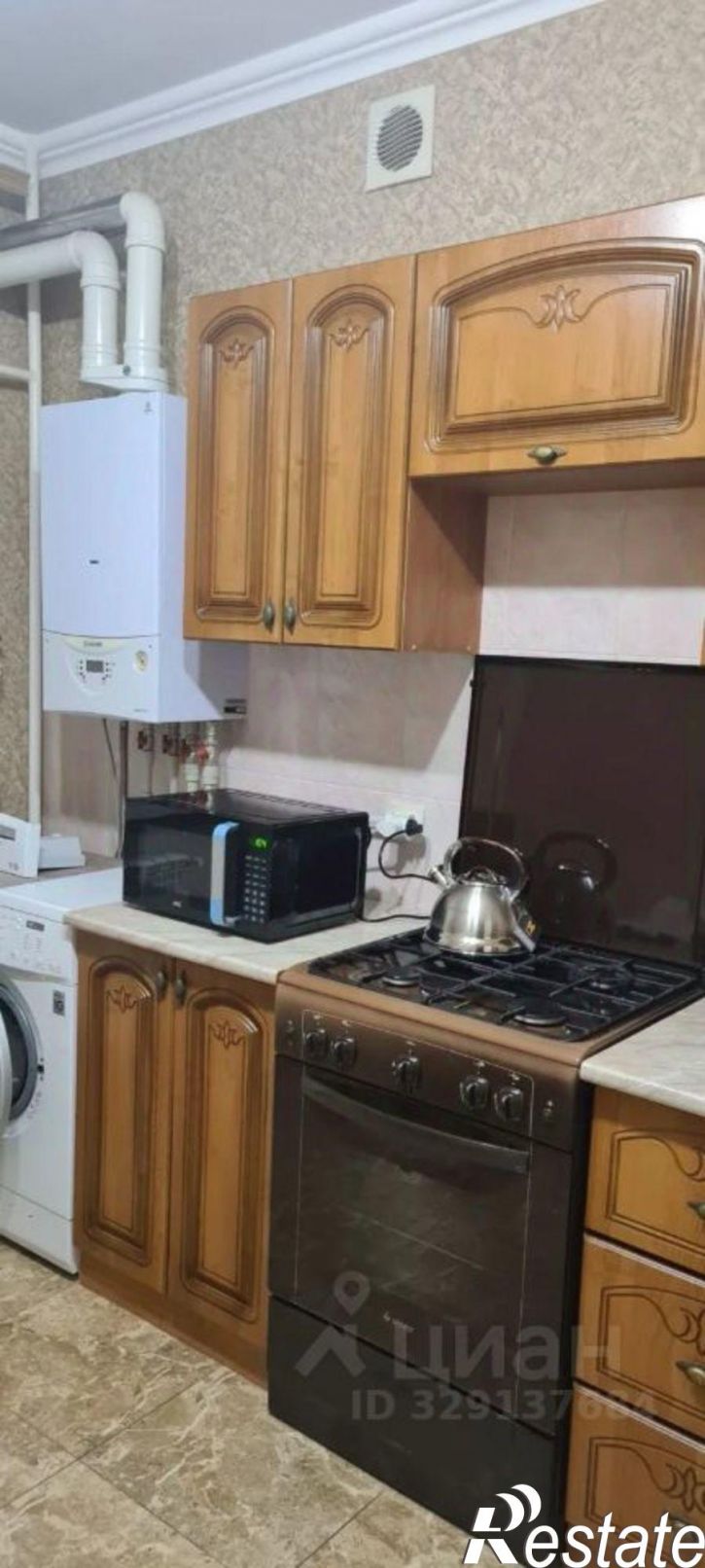 1-комн квартира улица Орджоникидзе, 83 к3,  д. 83 к3
