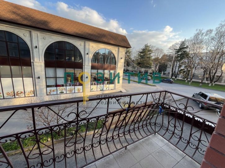 2-комн квартира Орджоникидзе ул, 84к6