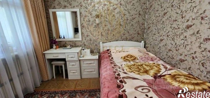 3-комн квартира улица 60 лет Октября, 9,  д. 9