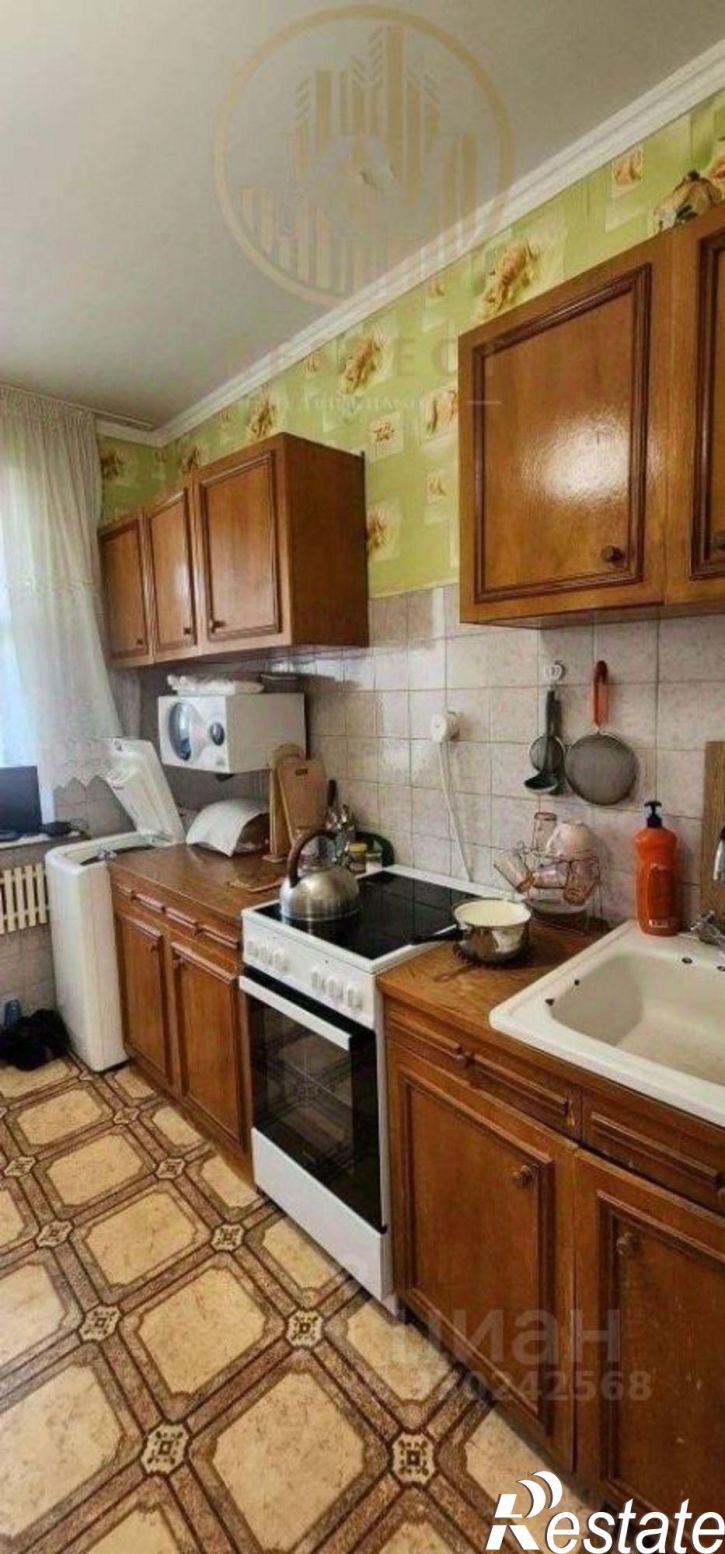 3-комн квартира улица 60 лет Октября, 9,  д. 9