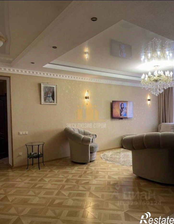 3-комн квартира улица Октябрьская Площадь, 31А,  д. 31А