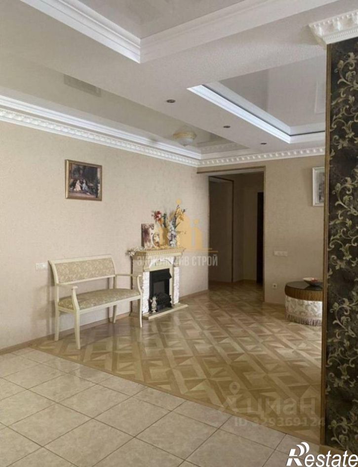 3-комн квартира улица Октябрьская Площадь, 31А,  д. 31А