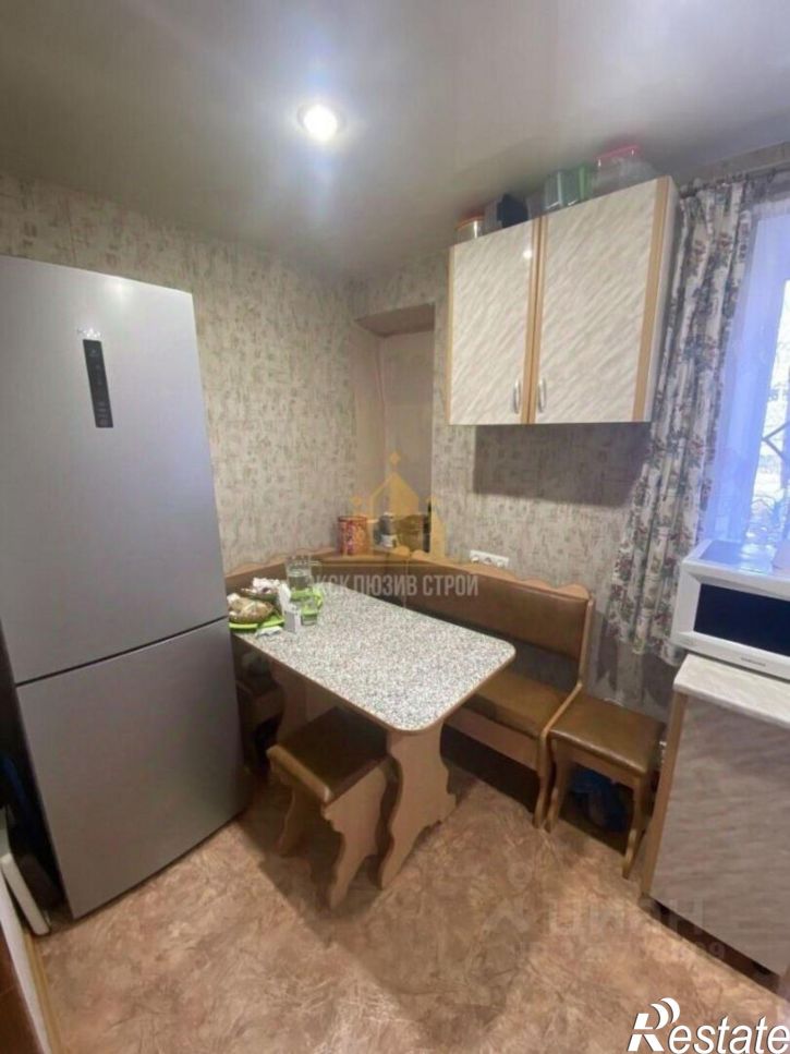 3-комн квартира улица Долина Роз, 8,  д. 8