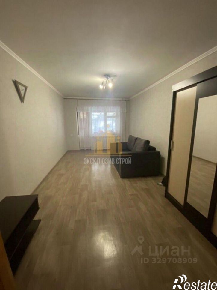 3-комн квартира улица Долина Роз, 8,  д. 8
