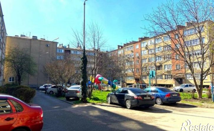 2-комн квартира улица Балахонова, 27А,  д. 27А