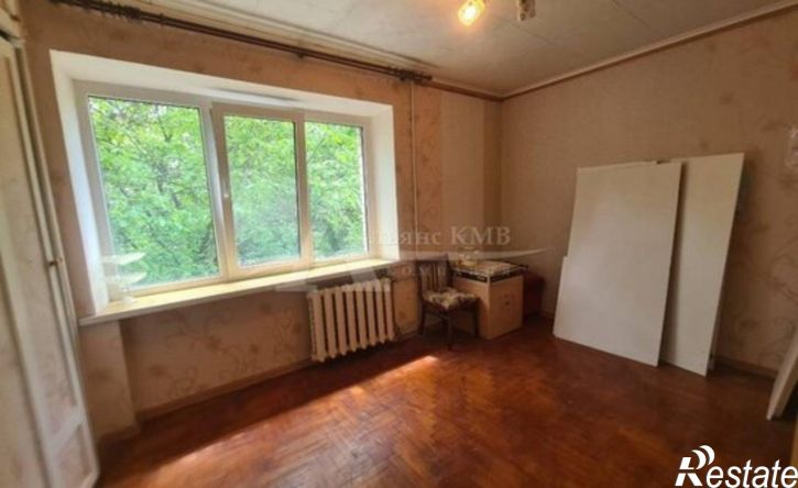 3-комн квартира улица Долина Роз, 10,  д. 10