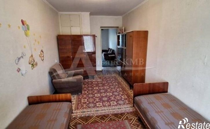 2-комн квартира улица Долина Роз, 8,  д. 8